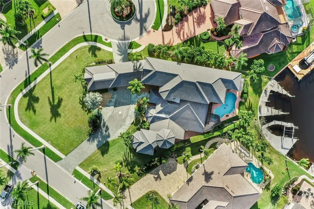 2220 Sagramore Place Cape Coral FL 33914