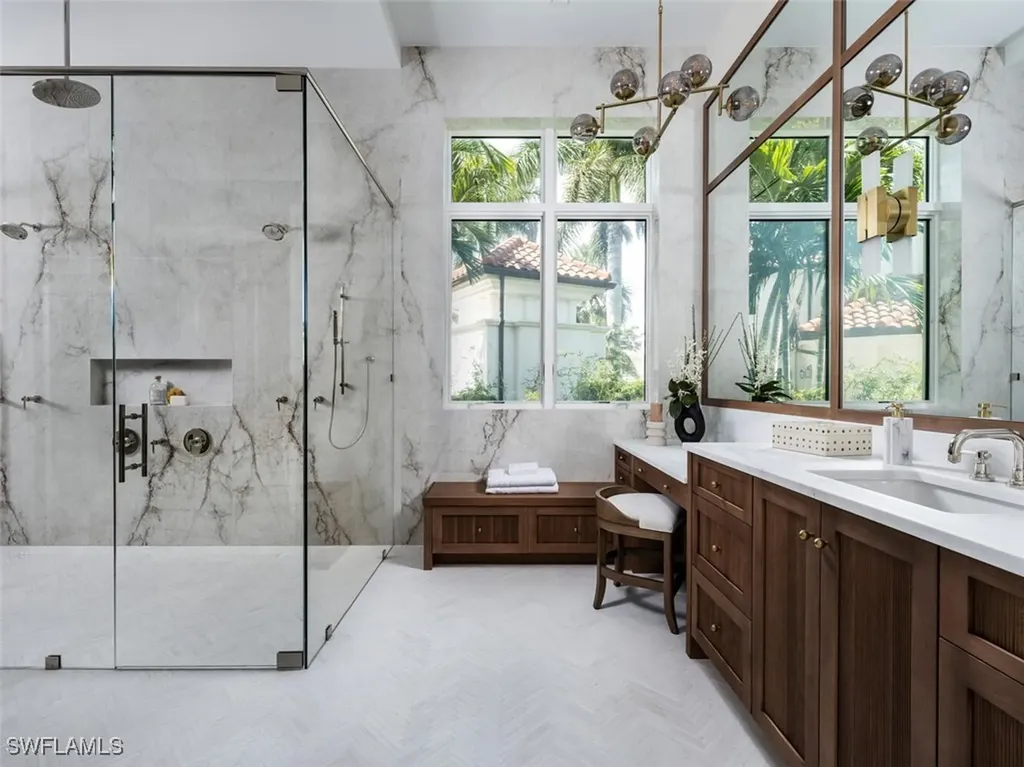 3131 Gin Lane Naples FL 34102