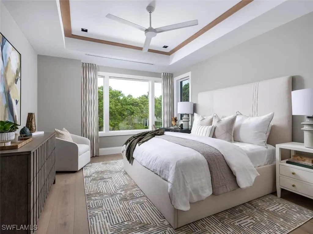 3131 Gin Lane Naples FL 34102