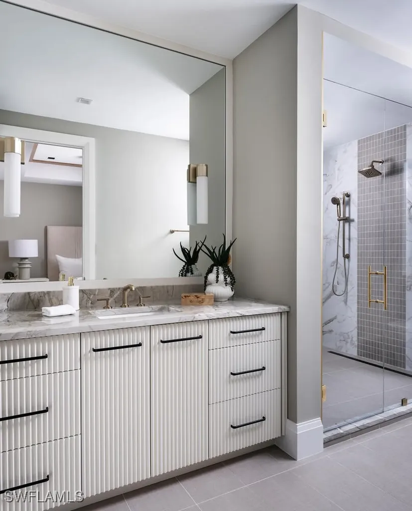 3131 Gin Lane Naples FL 34102