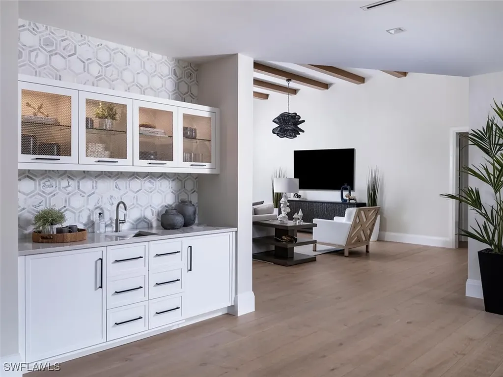 3131 Gin Lane Naples FL 34102