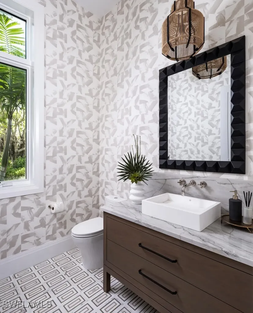 3131 Gin Lane Naples FL 34102