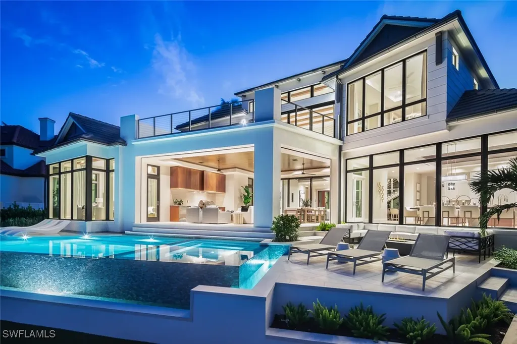 3131 Gin Lane Naples FL 34102