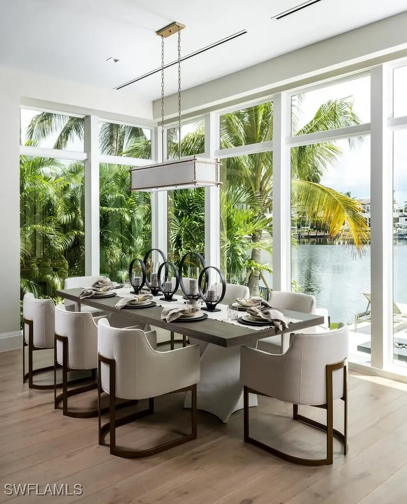 3131 Gin Lane Naples FL 34102