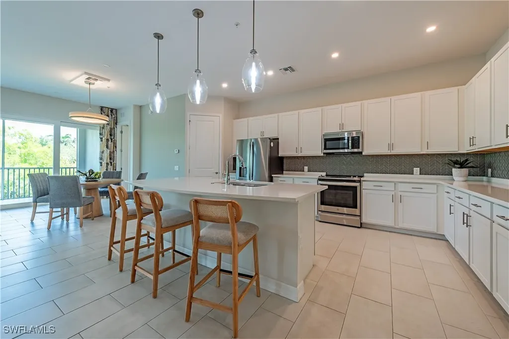 172 Indies Drive E Naples FL 34114