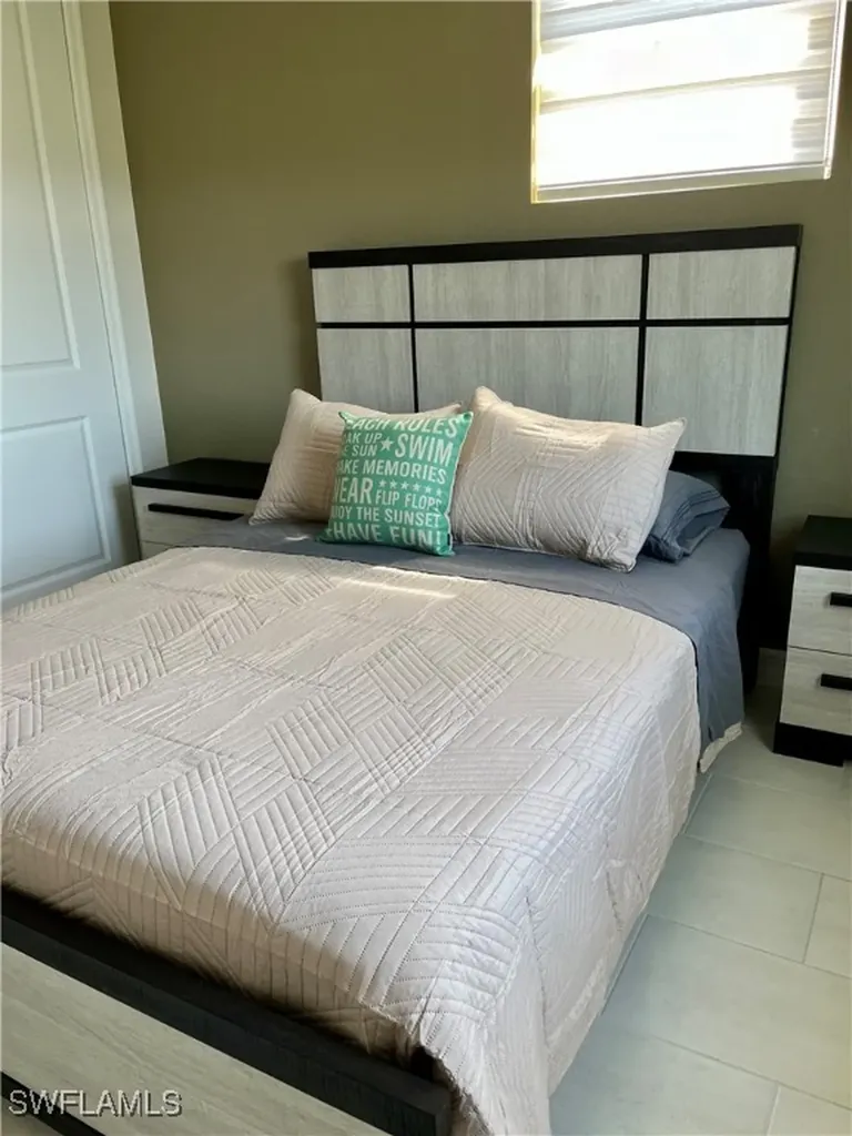172 Indies Drive E Naples FL 34114
