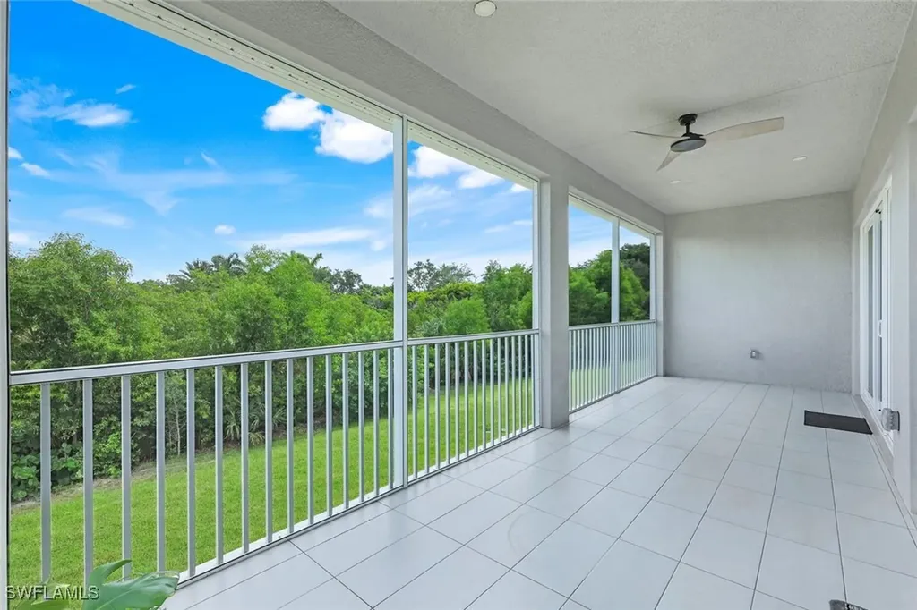 172 Indies Drive E Naples FL 34114