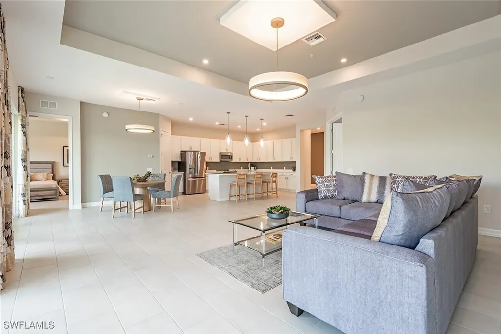 172 Indies Drive E Naples FL 34114