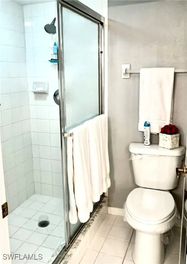 5925 Trailwinds Drive Fort Myers FL 33907