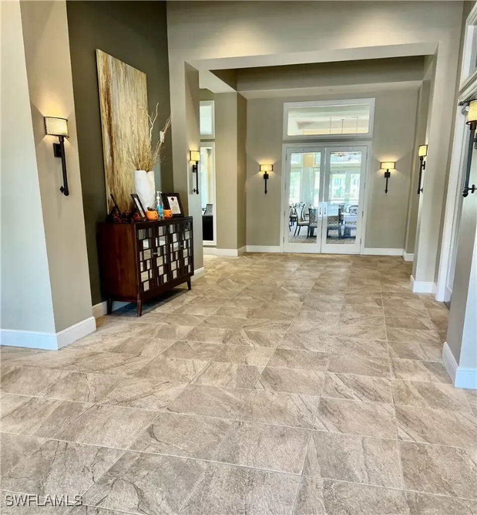 5925 Trailwinds Drive Fort Myers FL 33907