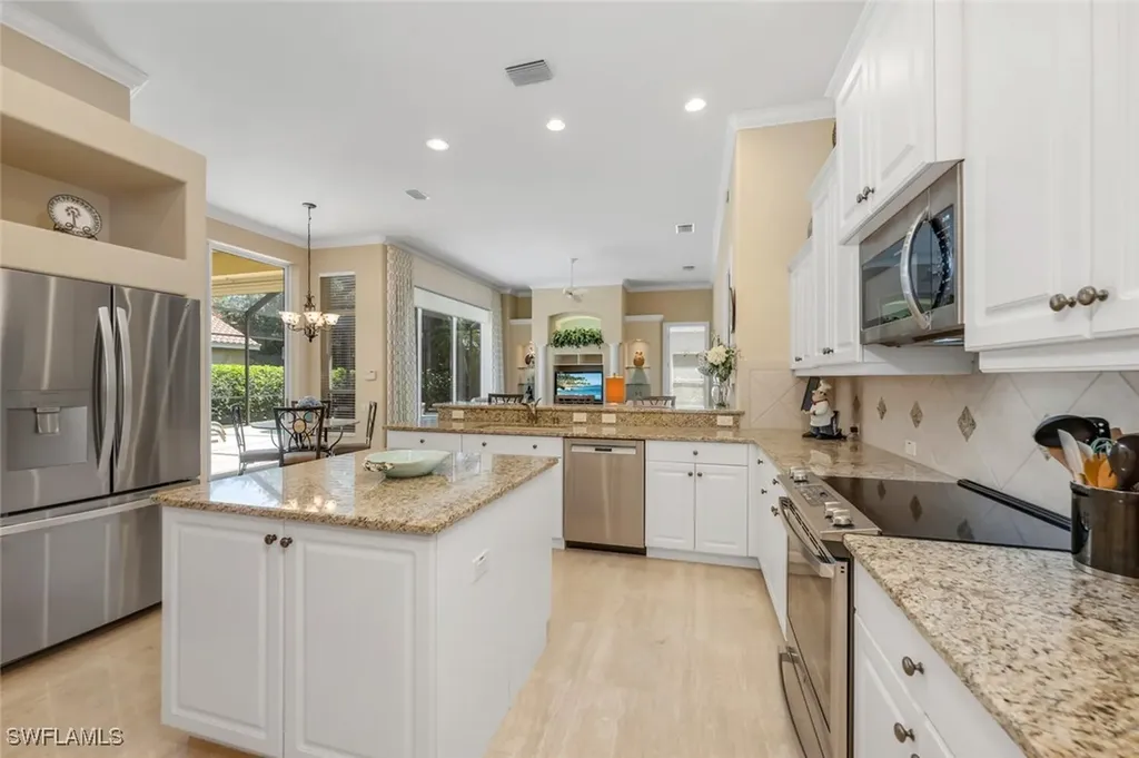 1078 Camelot Circle Naples FL 34119