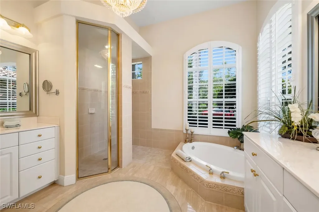 1078 Camelot Circle Naples FL 34119