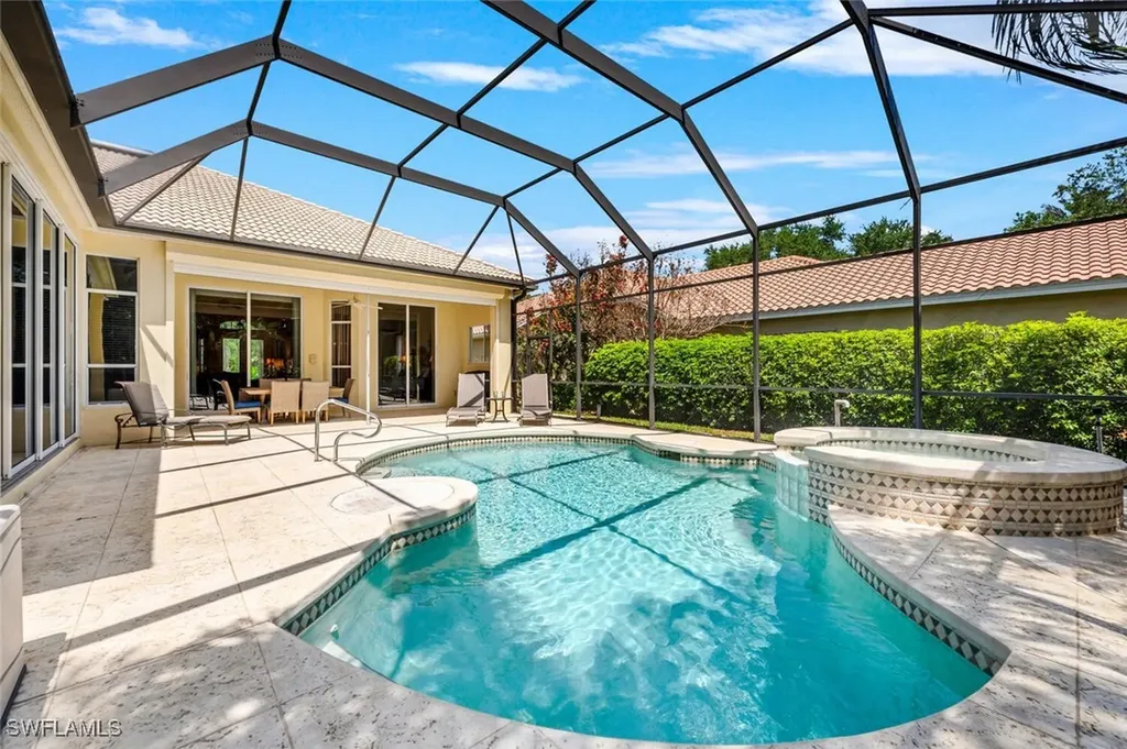 1078 Camelot Circle Naples FL 34119