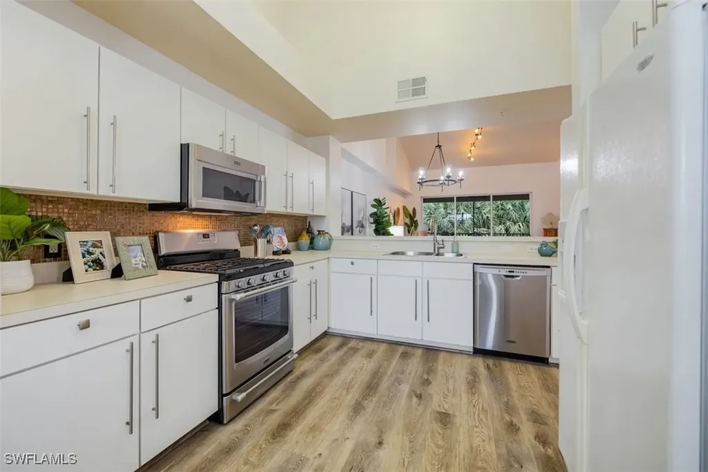 1878 Tarpon Bay Drive S Naples FL 34119