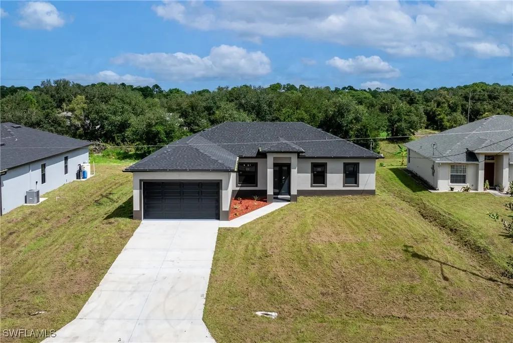 2602 73rd Street W Lehigh Acres FL 33971