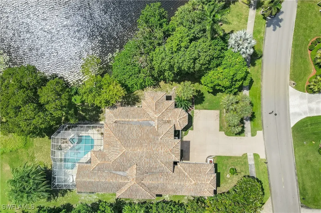 2115 Imperial Golf Course Boulevard Naples FL 34110