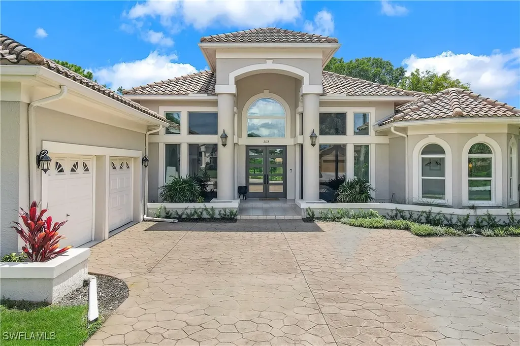 2115 Imperial Golf Course Boulevard Naples FL 34110