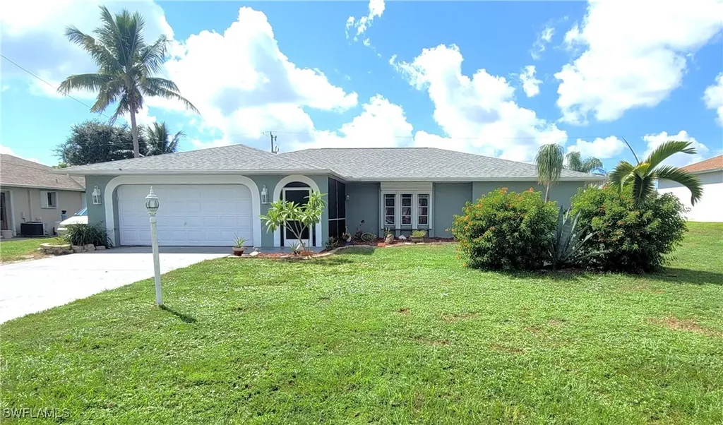 1422 NE 10th Terrace Cape Coral FL 33909