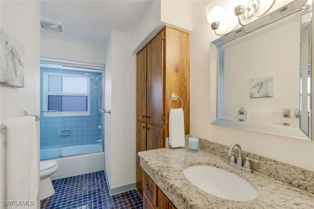 573 98th Avenue N Naples FL 34108