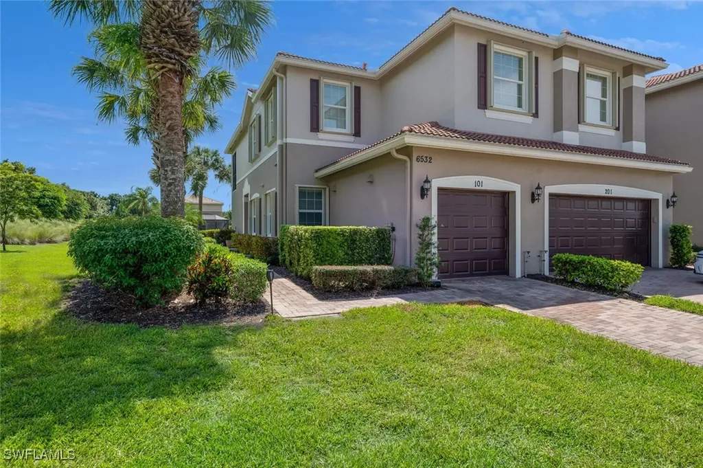 Naples FL, 6532 Monterey Point, Unit 101