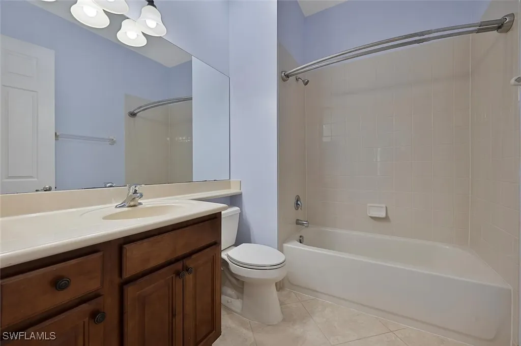 6532 Monterey Point Naples FL 34105