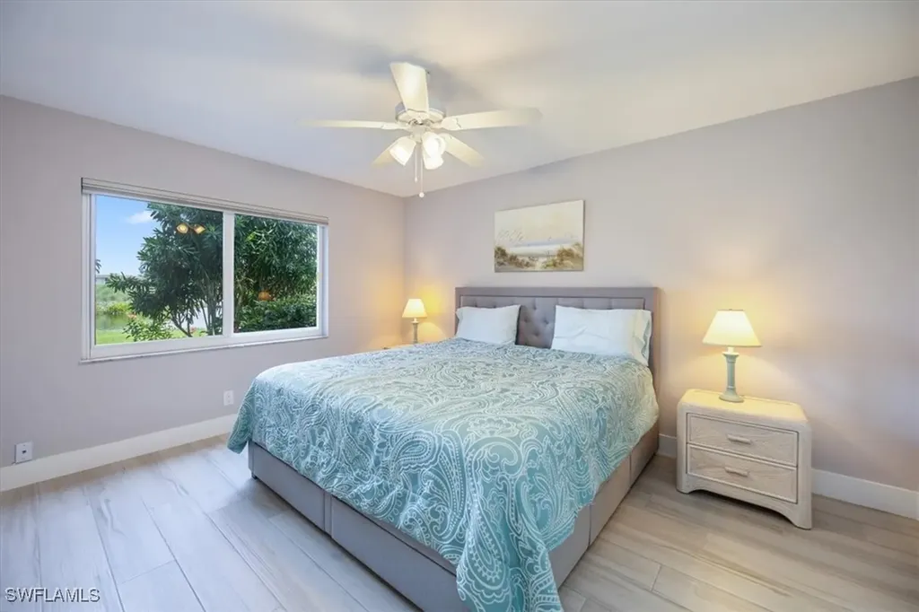 179 Penny Lane Naples FL 34112
