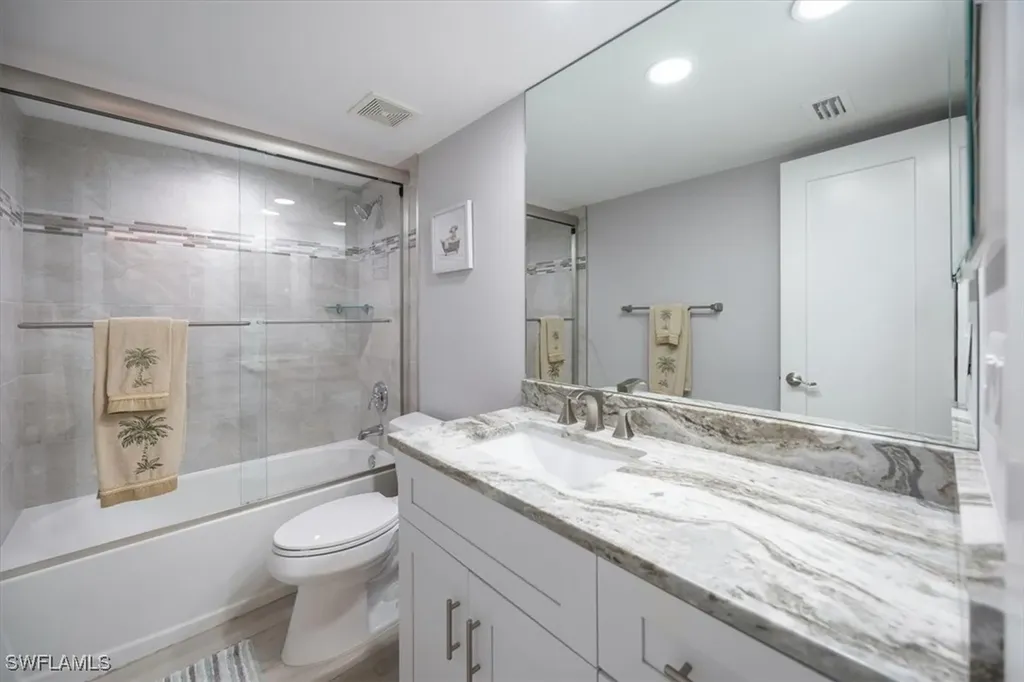 179 Penny Lane Naples FL 34112