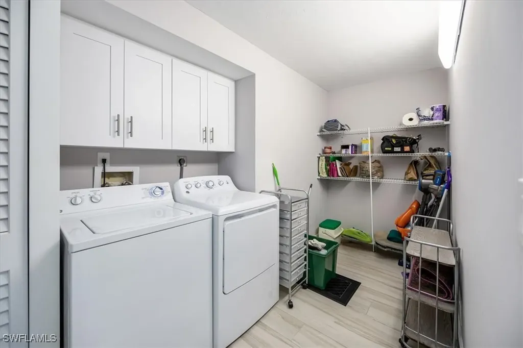 179 Penny Lane Naples FL 34112