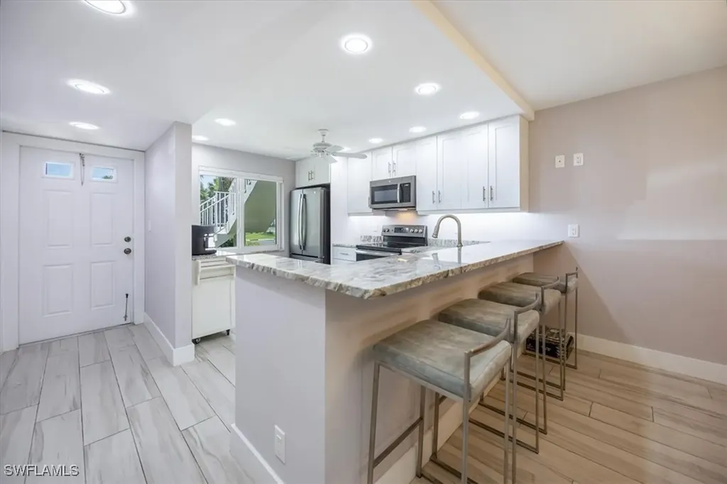 179 Penny Lane Naples FL 34112