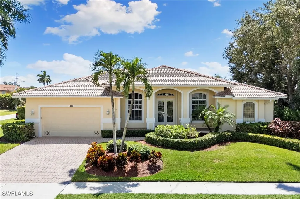 1581 Rainbow Court Marco Island FL 34145