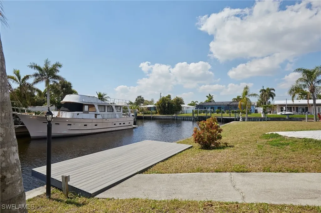 4387 Harbour Terrace North Fort Myers FL 33903