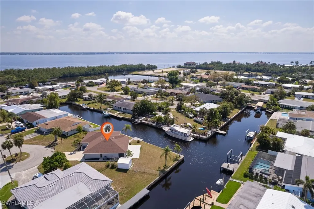 4387 Harbour Terrace North Fort Myers FL 33903