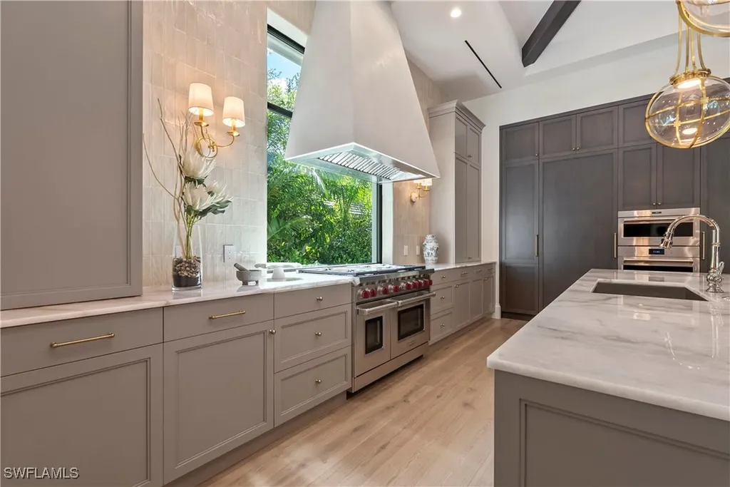 515 Murex Drive Naples FL 34102