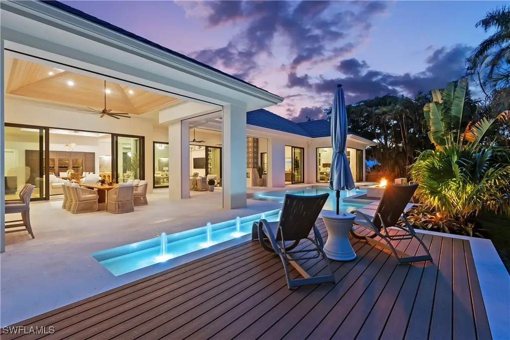515 Murex Drive Naples FL 34102