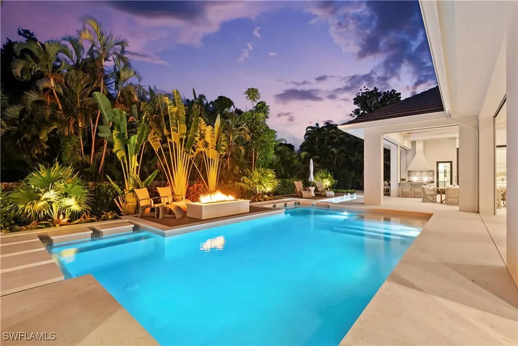 515 Murex Drive Naples FL 34102