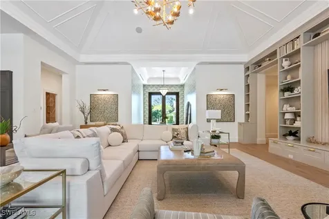 515 Murex Drive Naples FL 34102