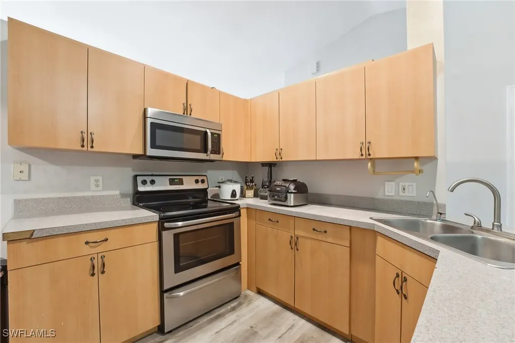 621 Magnolia Avenue Lehigh Acres FL 33972