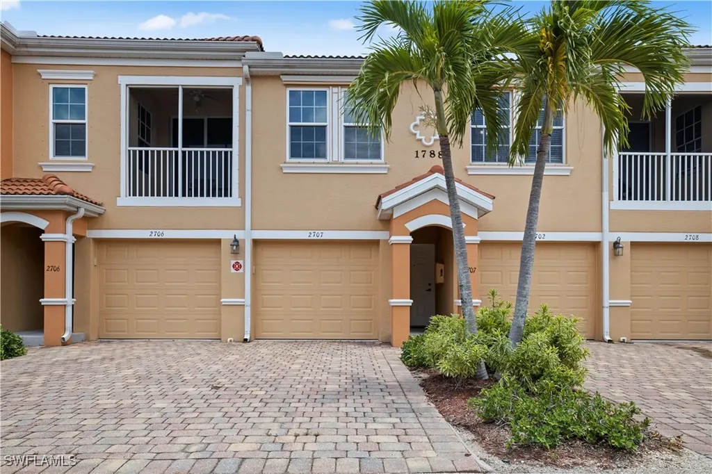 1788 Concordia Lake Circle Cape Coral FL 33909