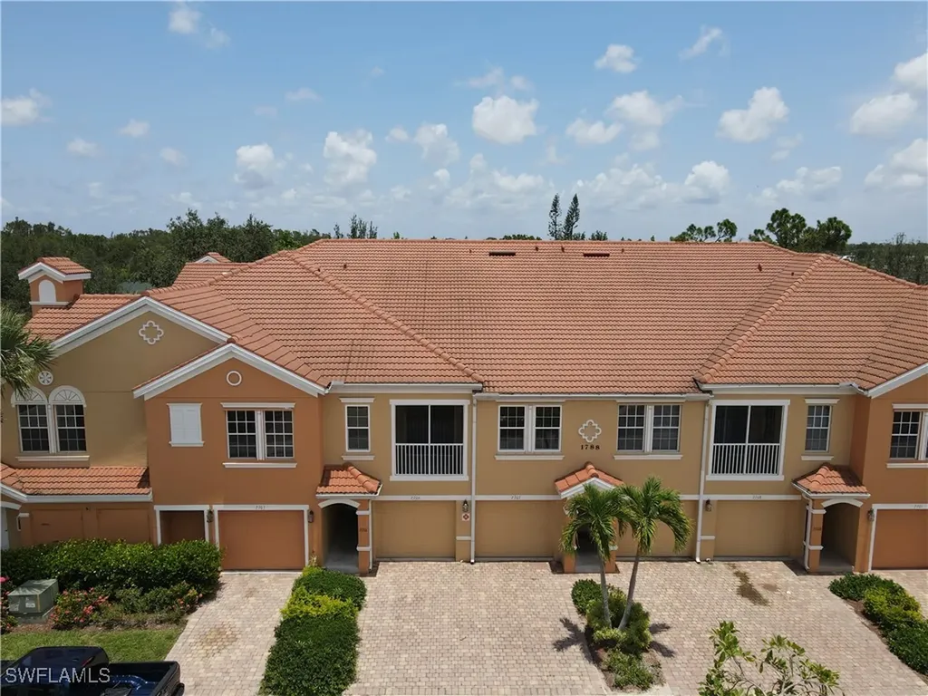 1788 Concordia Lake Circle Cape Coral FL 33909