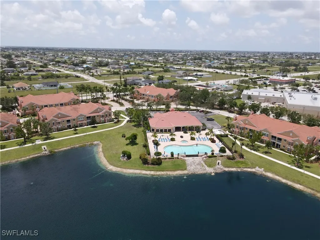 1788 Concordia Lake Circle Cape Coral FL 33909