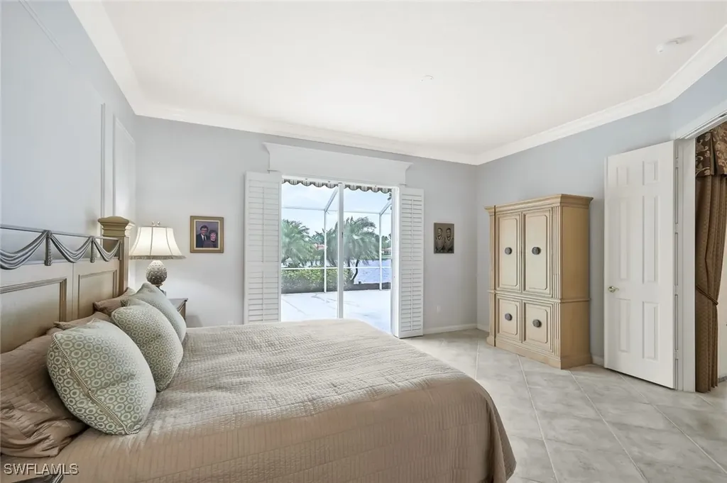 5449 Freeport Lane Naples FL 34119