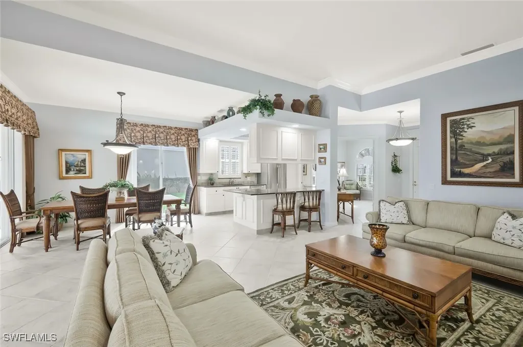 5449 Freeport Lane Naples FL 34119