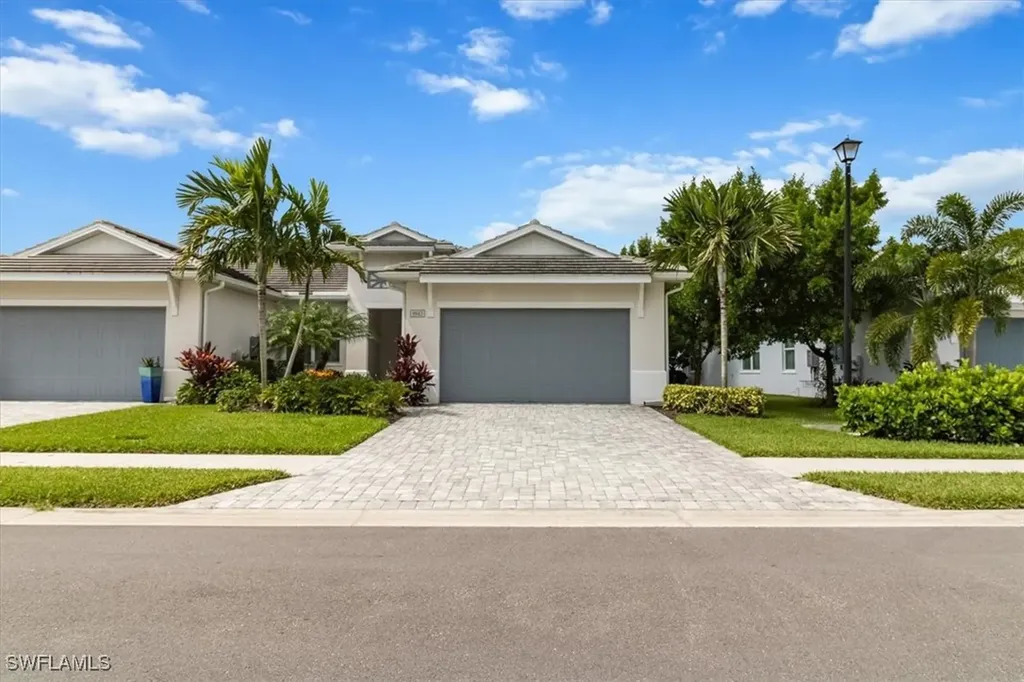8943 Saint Lucia Drive Naples FL 34114