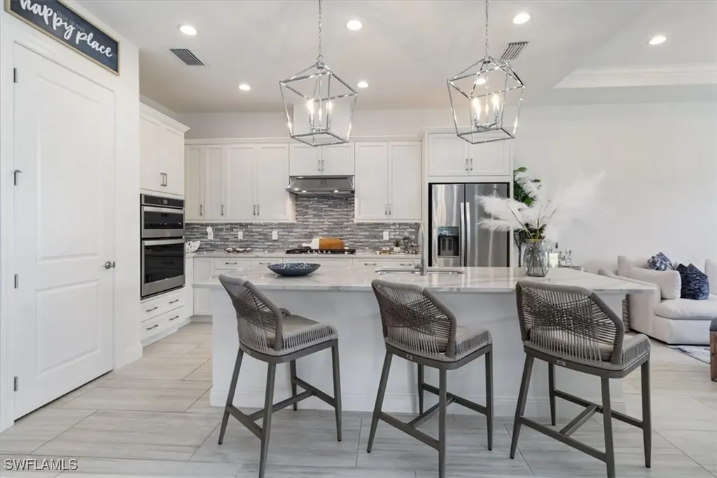 8943 Saint Lucia Drive Naples FL 34114