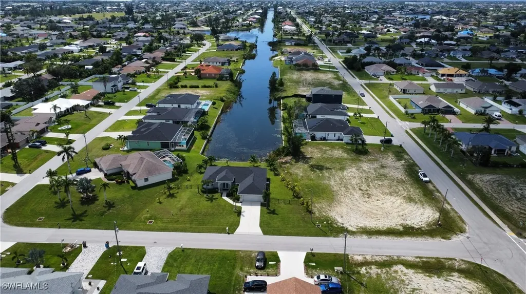 820 SW 28th Street Cape Coral FL 33914