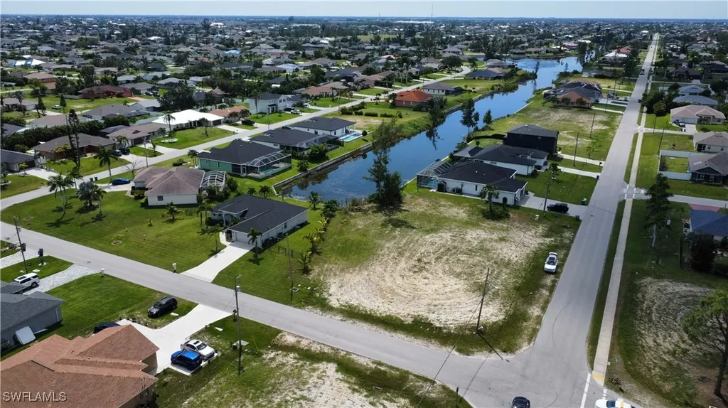 820 SW 28th Street Cape Coral FL 33914