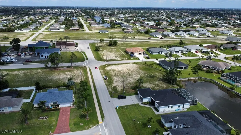 820 SW 28th Street Cape Coral FL 33914