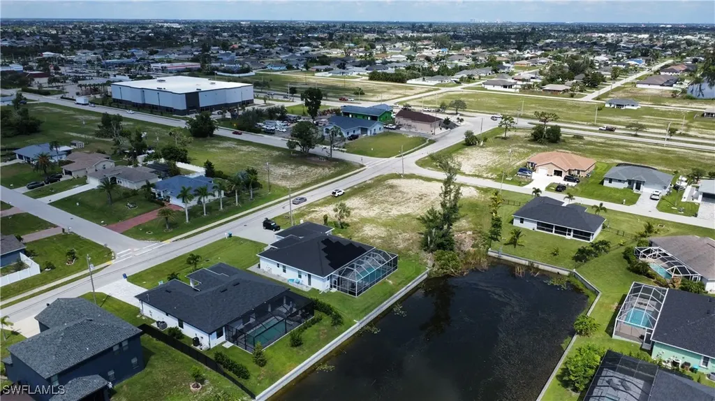 820 SW 28th Street Cape Coral FL 33914