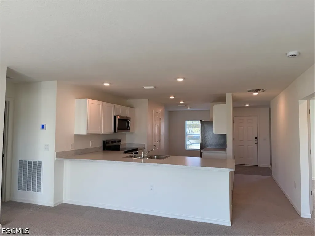 1034 NE 40th Terrace Cape Coral FL 33909