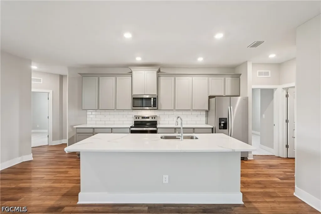 939 Admiral Bull Halsey Avenue Labelle FL 33935